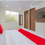 Hotel O Leisurrestay